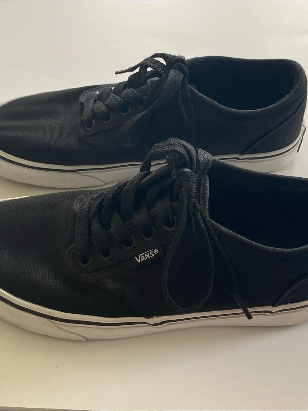 Vans Black Canvas Low-Top Lace-Up Sneakers mens 7 Womens 8.5 shoes